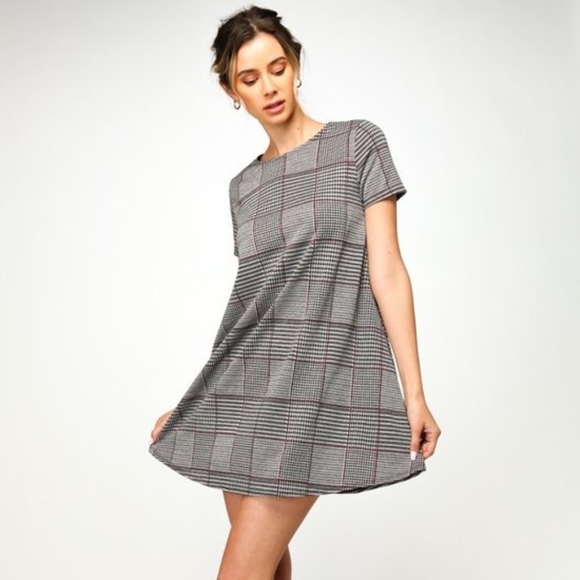 Luxe Label Dresses & Skirts - CLASSIC PLAID SHIFT DRESS